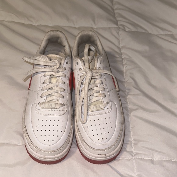 Nike Air forces red and white - Picture 2 of 4